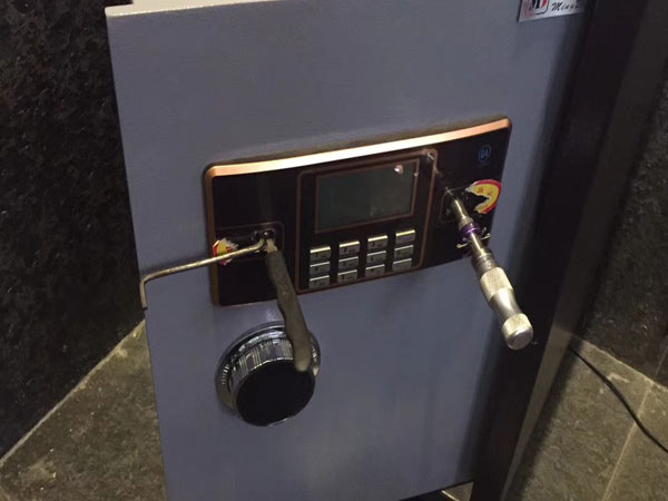 白沙保险柜开锁
